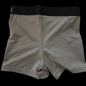 Nike Pro Dri Fit shorts Medium